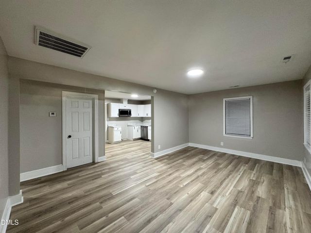 1402 S Williams Street, Henderson, NC 27536