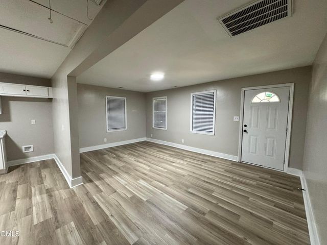 1402 S Williams Street, Henderson, NC 27536