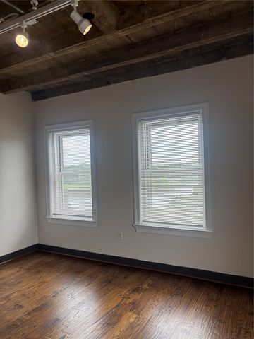 329 E Colorado Boulevard 404, Dallas, TX 75203