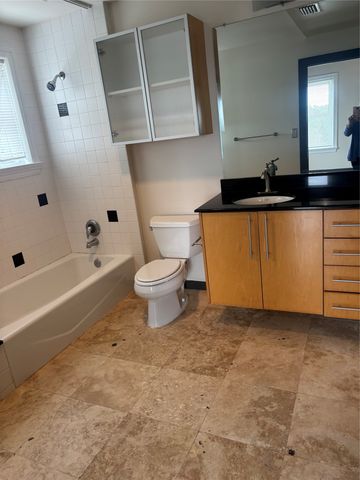 329 E Colorado Boulevard 404, Dallas, TX 75203