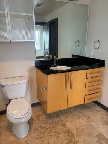 329 E Colorado Boulevard 404, Dallas, TX 75203