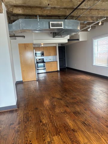 329 E Colorado Boulevard 404, Dallas, TX 75203