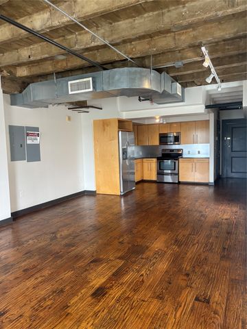 329 E Colorado Boulevard 404, Dallas, TX 75203