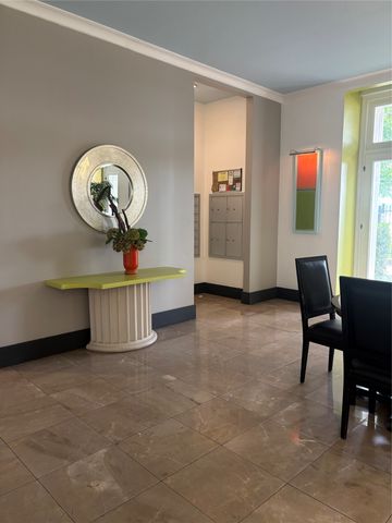 329 E Colorado Boulevard 404, Dallas, TX 75203