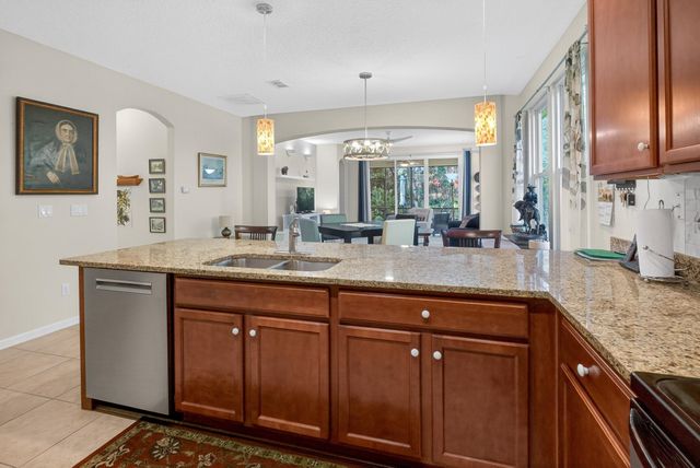 486 Hefferon Dr, St Augustine, FL 32084