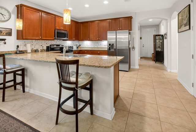 486 Hefferon Dr, St Augustine, FL 32084