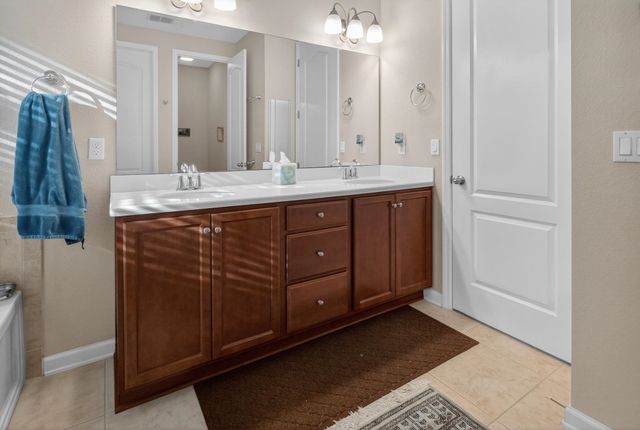 486 Hefferon Dr, St Augustine, FL 32084