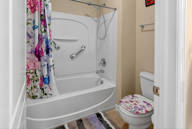 486 Hefferon Dr, St Augustine, FL 32084