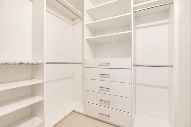 338 Majorca Avenue 103, Coral Gables, FL 33134