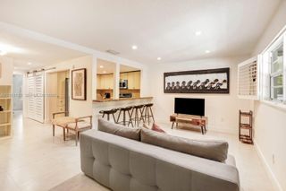 338 Majorca Avenue 103, Coral Gables, FL 33134