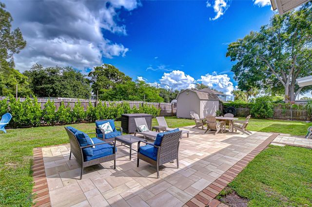 5402 S HIMES AVENUE, Tampa, FL 33611