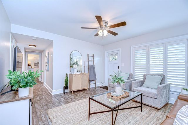 5402 S HIMES AVENUE, Tampa, FL 33611