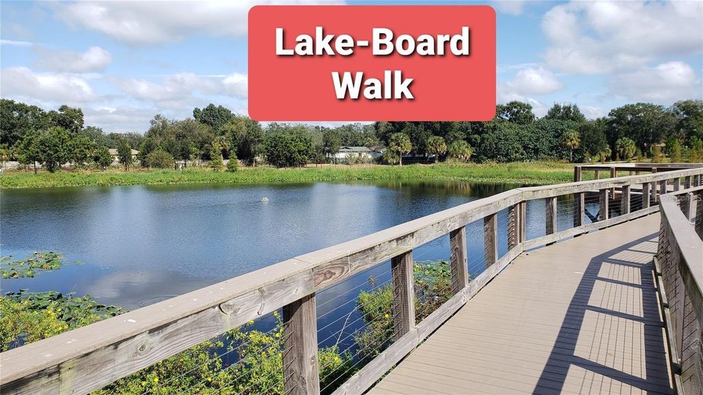 Image 6 of property listing at 6420 N 47TH STREET, Tampa, FL 33610