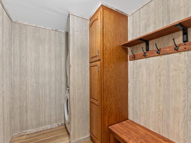 1230 S Parkview ROAD, Manitowoc, WI 54220