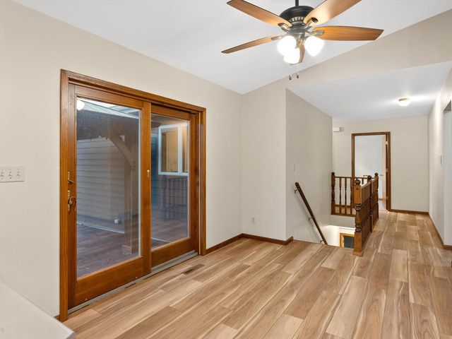 1230 S Parkview ROAD, Manitowoc, WI 54220