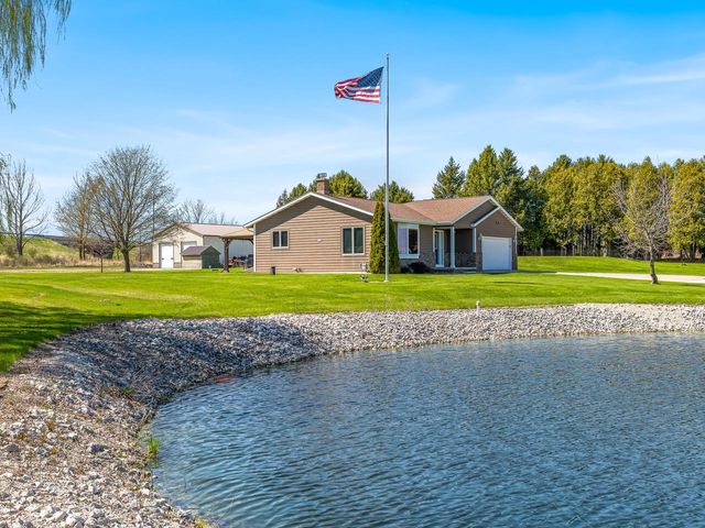 1230 S Parkview ROAD, Manitowoc, WI 54220