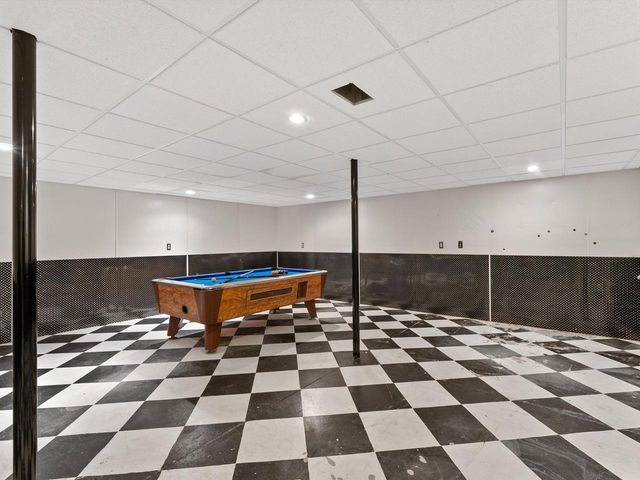 1230 S Parkview ROAD, Manitowoc, WI 54220