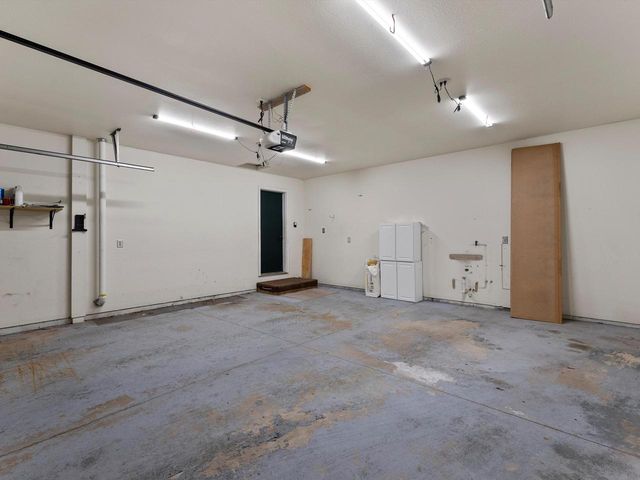 1230 S Parkview ROAD, Manitowoc, WI 54220