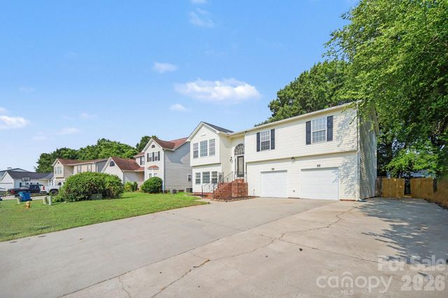 838 Highlander Court, Concord, NC 28025