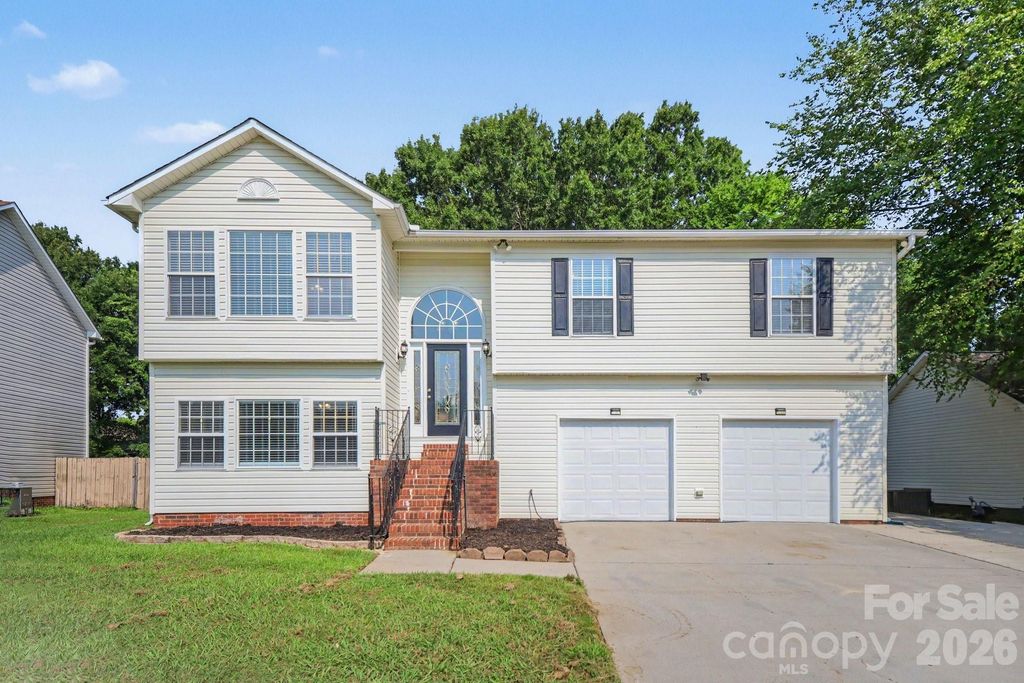 838 Highlander Court, Concord, NC 28025