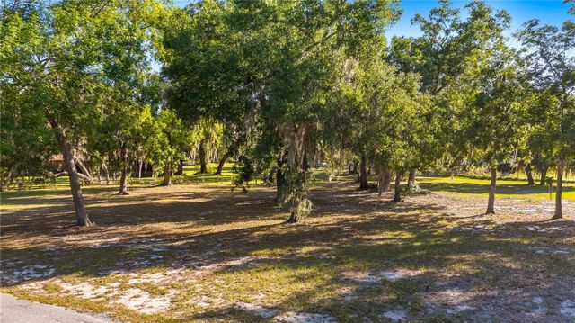 LEGACY WOODS, Groveland, FL 34736