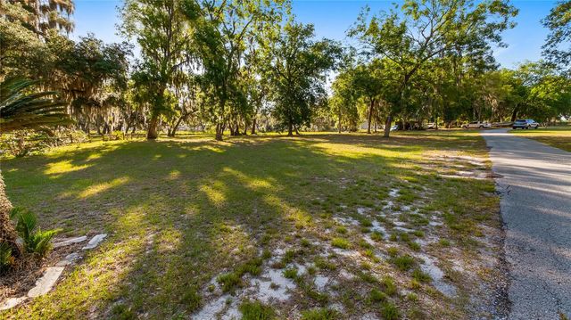 LEGACY WOODS, Groveland, FL 34736