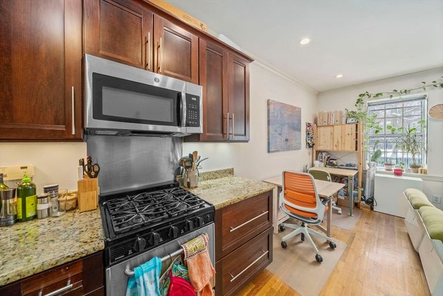 7 Primus Ave 4, Boston, MA 02114
