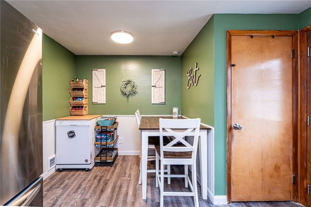 325 Maple St, West Mifflin, PA 15122