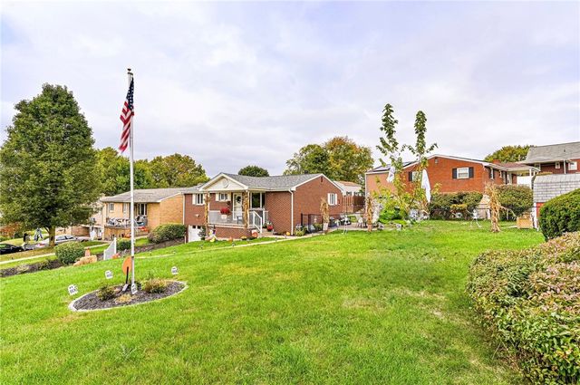 325 Maple St, West Mifflin, PA 15122