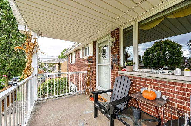 325 Maple St, West Mifflin, PA 15122