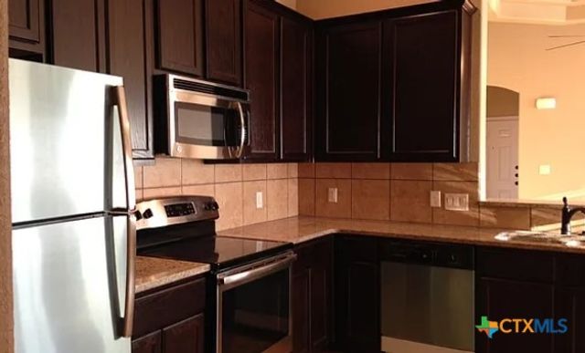 1055 Carolyn Cove, New Braunfels, TX 78130