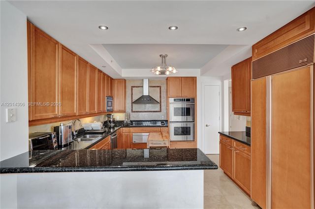 20201 E Country Club Dr 1408, Aventura, FL 33180