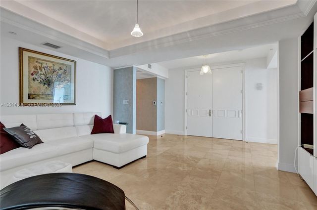 20201 E Country Club Dr 1408, Aventura, FL 33180