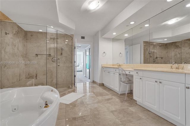 20201 E Country Club Dr 1408, Aventura, FL 33180