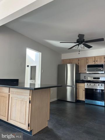 17 PARK DR, Mullica Hill, NJ 08062