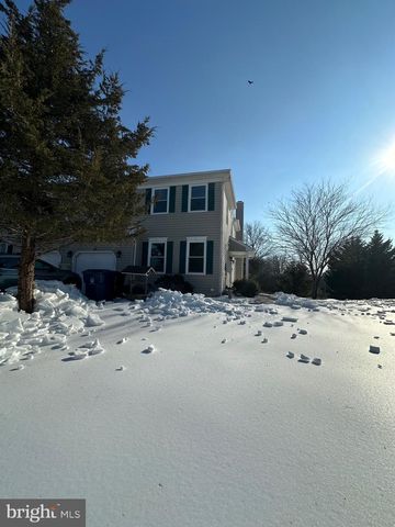 17 PARK DR, Mullica Hill, NJ 08062