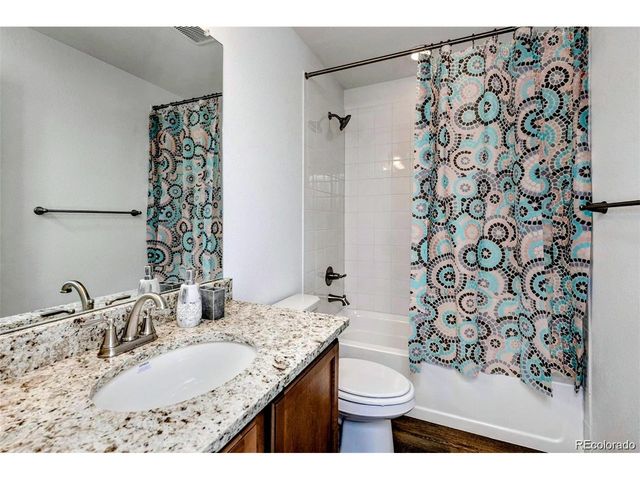 36 N Uriah St, Aurora, CO 80018