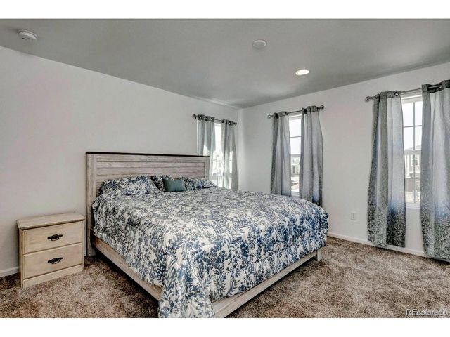 36 N Uriah St, Aurora, CO 80018