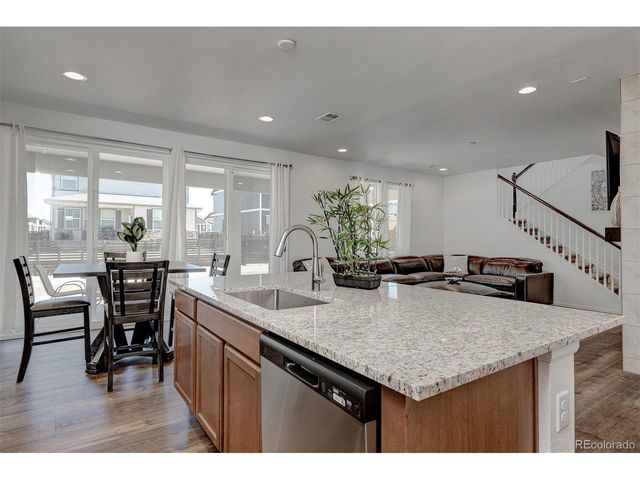 36 N Uriah St, Aurora, CO 80018