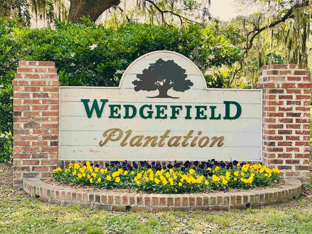 165 Joanna Gillard Ln., Georgetown, SC 29440