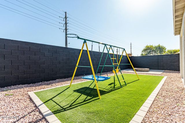 6009 S 15TH Drive, Phoenix, AZ 85041