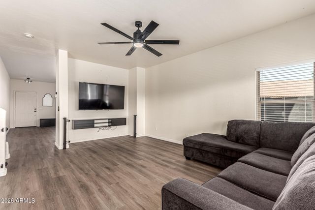 6009 S 15TH Drive, Phoenix, AZ 85041