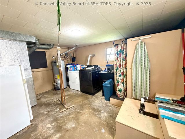 607 Cunningham Street, St Albans, WV 25177
