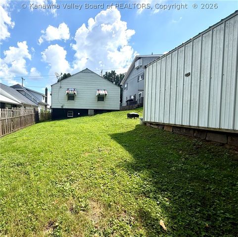 607 Cunningham Street, St Albans, WV 25177