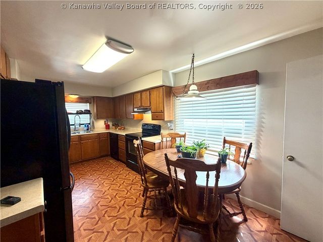 607 Cunningham Street, St Albans, WV 25177