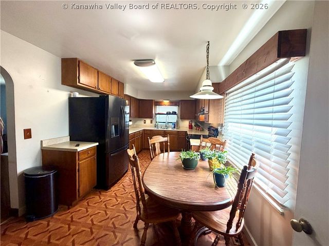 607 Cunningham Street, St Albans, WV 25177
