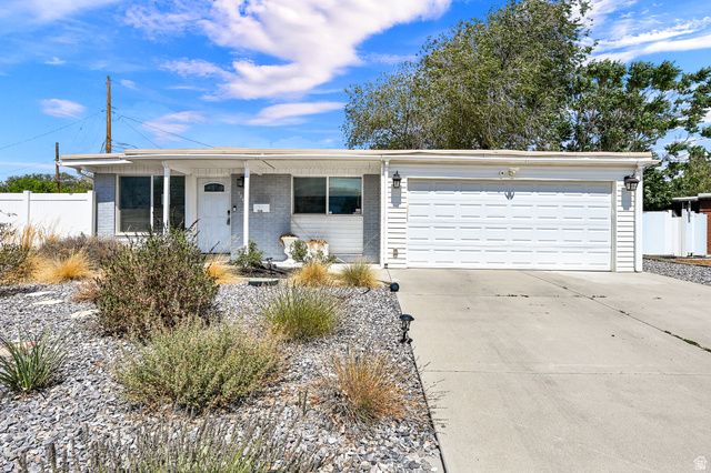 5940 S STARLITE DR, Murray, UT 84107
