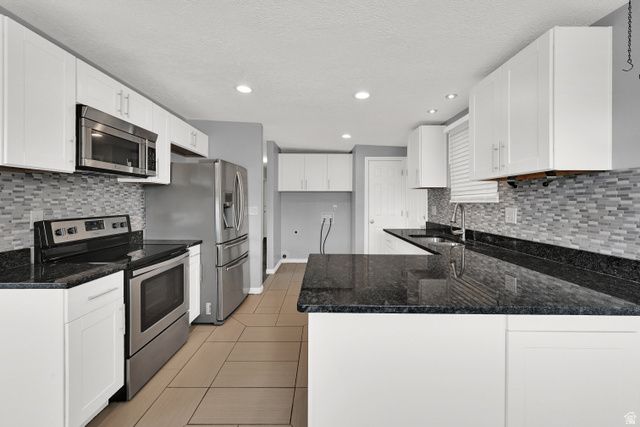 5940 S STARLITE DR, Murray, UT 84107