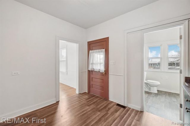 7726 Coolidge, Center Line, MI 48015