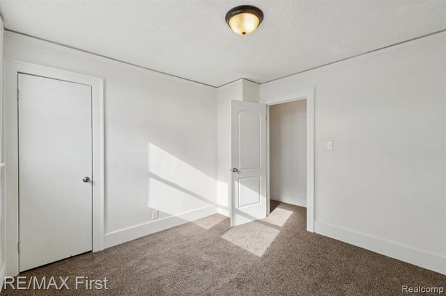 7726 Coolidge, Center Line, MI 48015